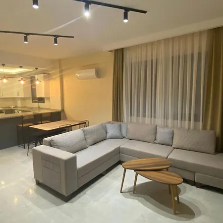 Fethiye'de Mustakil Havuzlu Luks Sol La Villa